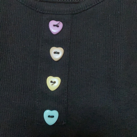 Black cropped top with rainbow heart buttons size M - Picture 2 of 2